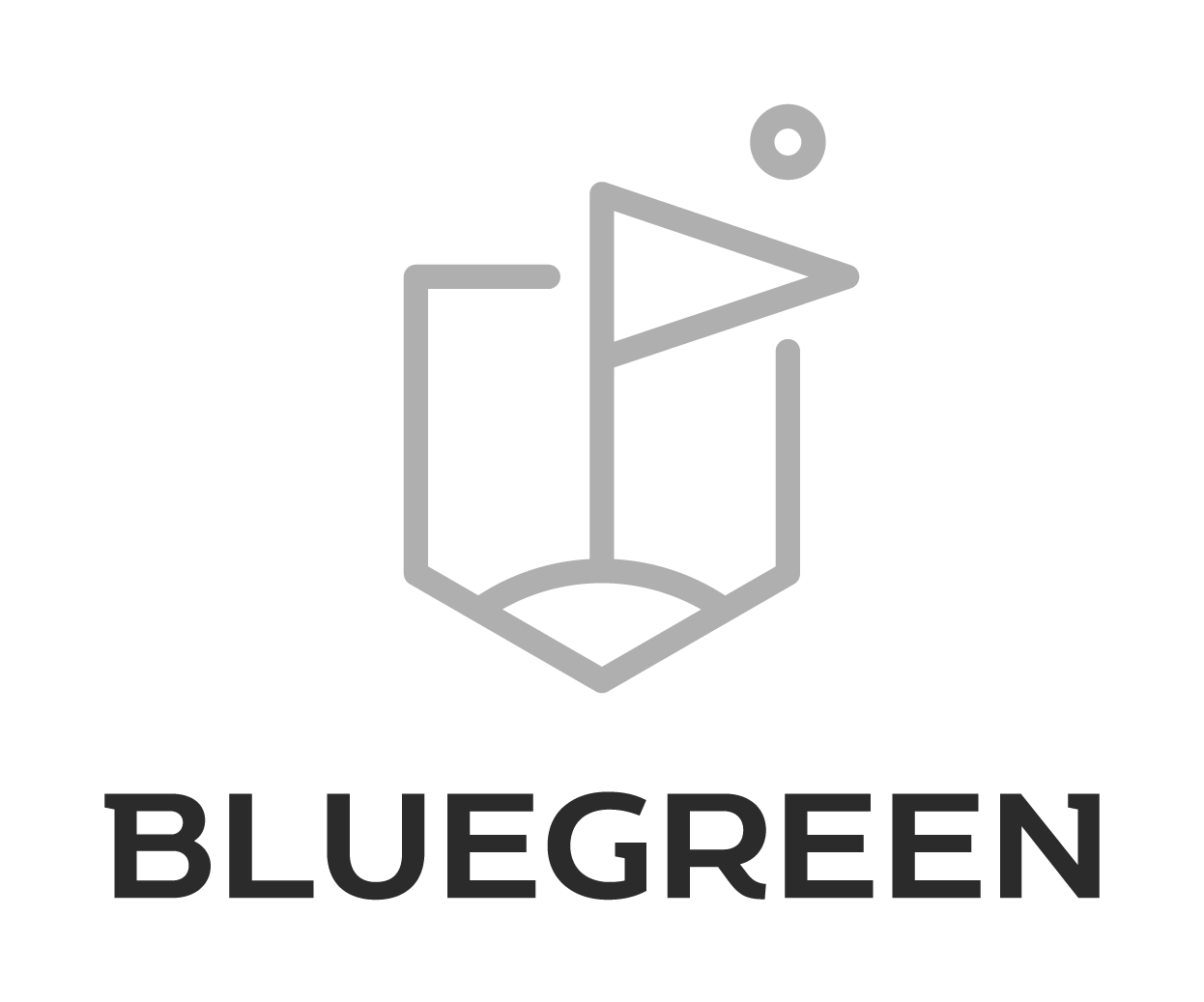 Logo : Contour gris stylisé d'un drapeau de golf à l'intérieur d'un écusson, avec le mot BLUEGREEN en dessous.