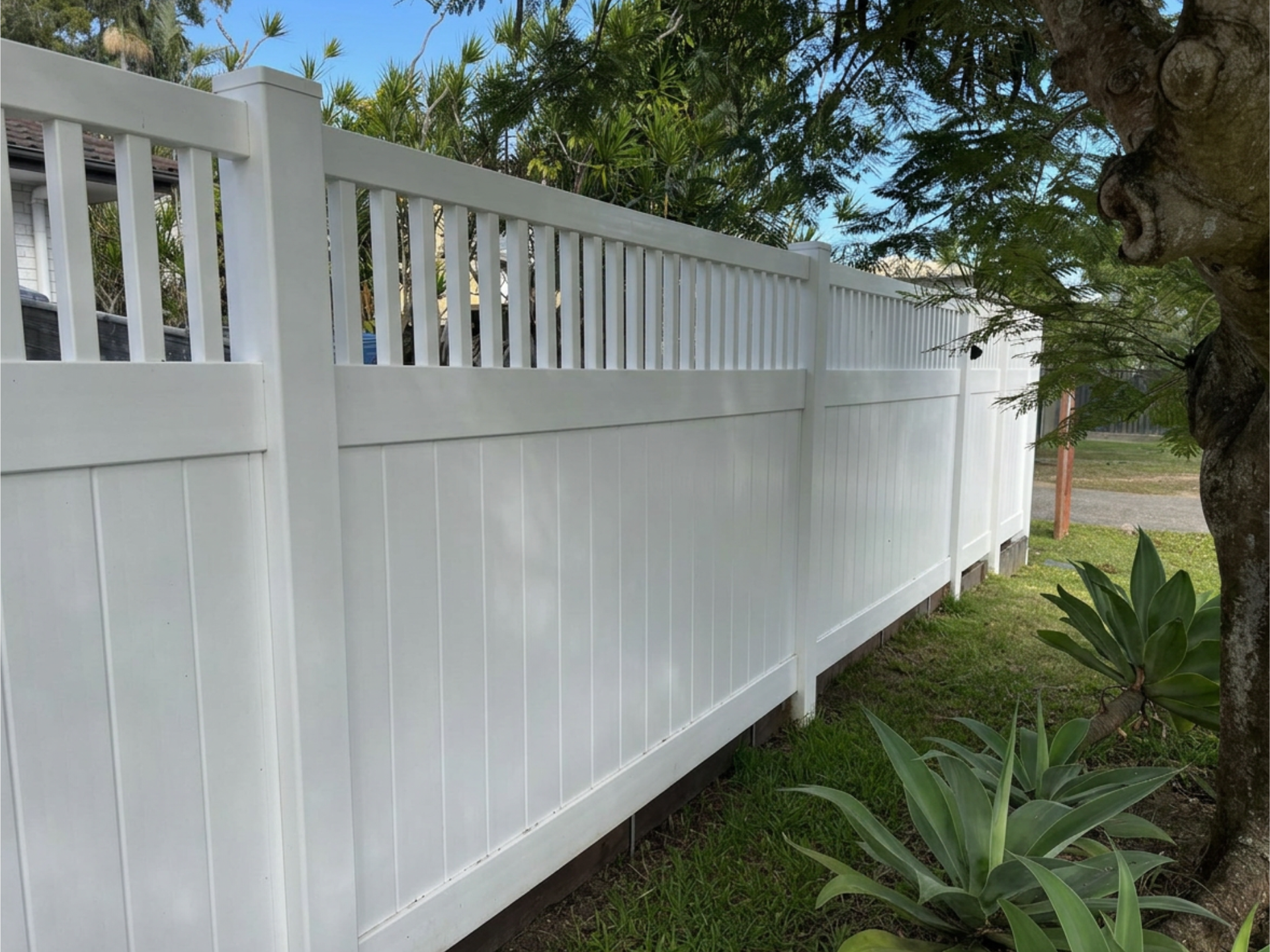 Semi Privacy Fencing — Frontline Fences in Tweed Heads South, NSW