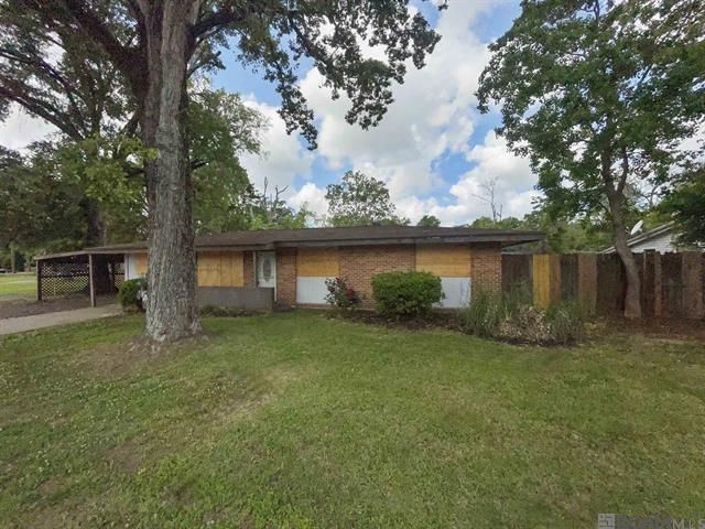 1735 N Sherwood Forest Blvd Baton Rouge, LA 70815