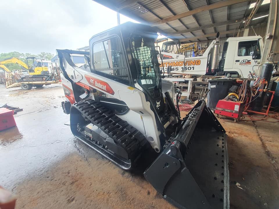 Earthmoving equipment hire Capalaba