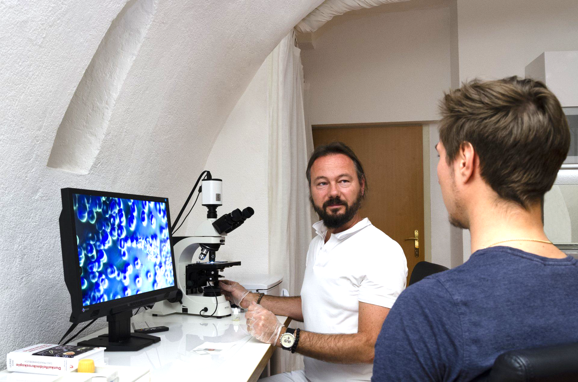Kapillarblutdiagnostik im Dunkelfeld