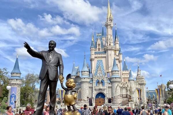 private transportation service to and from Disney and Port Canaveral Florida