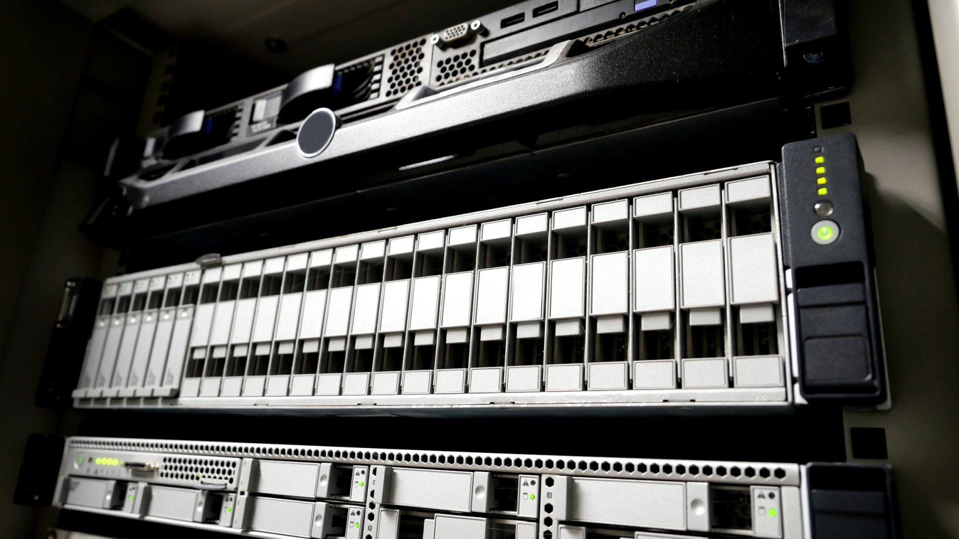 Data Rack — Sunshine Coast, QLD — Tedlec Data Rack — Sunshine Coast, QLD — Tedlec