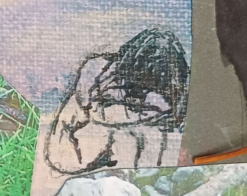 Een fragment uit een collega die ik maakte bij mijn biografie. Hier zit ik, met gebogen knieën en een hangend hoofd. Ik maak mezelf klein.
