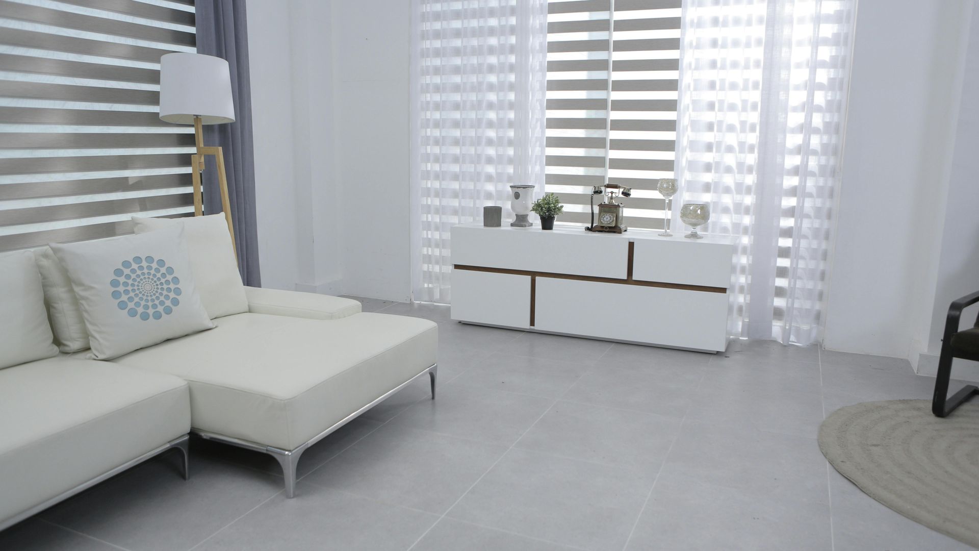 Flexible Light Control Dual Shades for every home