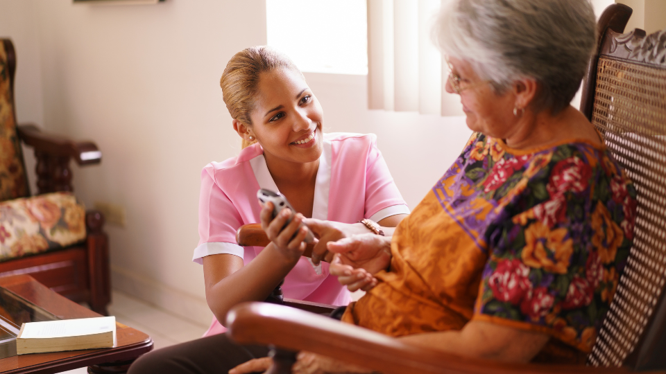 Hospice Nurse Helps Old Lady