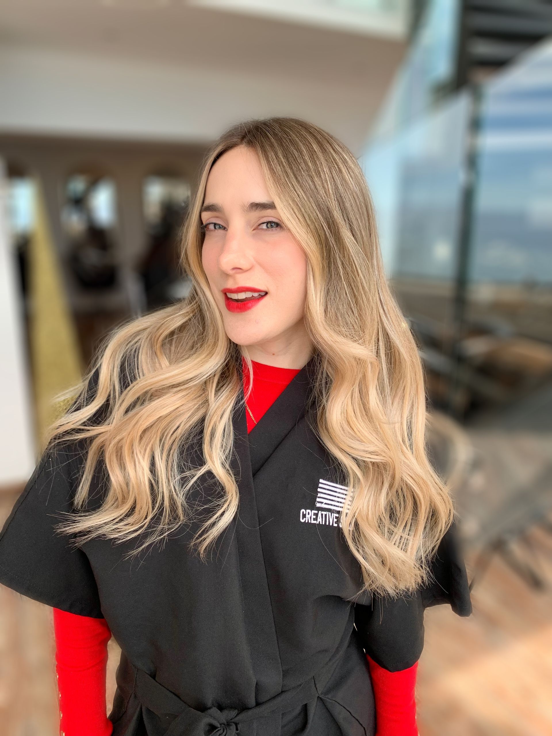 Balayage Golden Ice para darle mucho más vida e iluminación a la melena