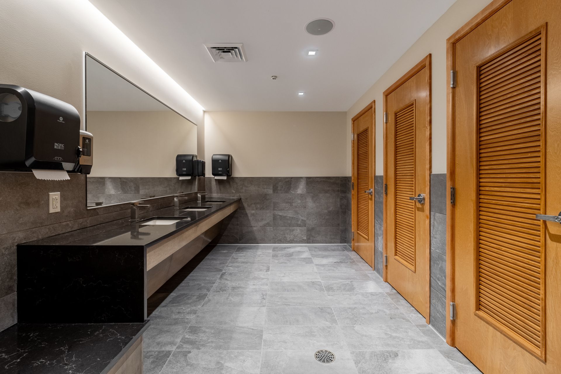 leakey architecture and design