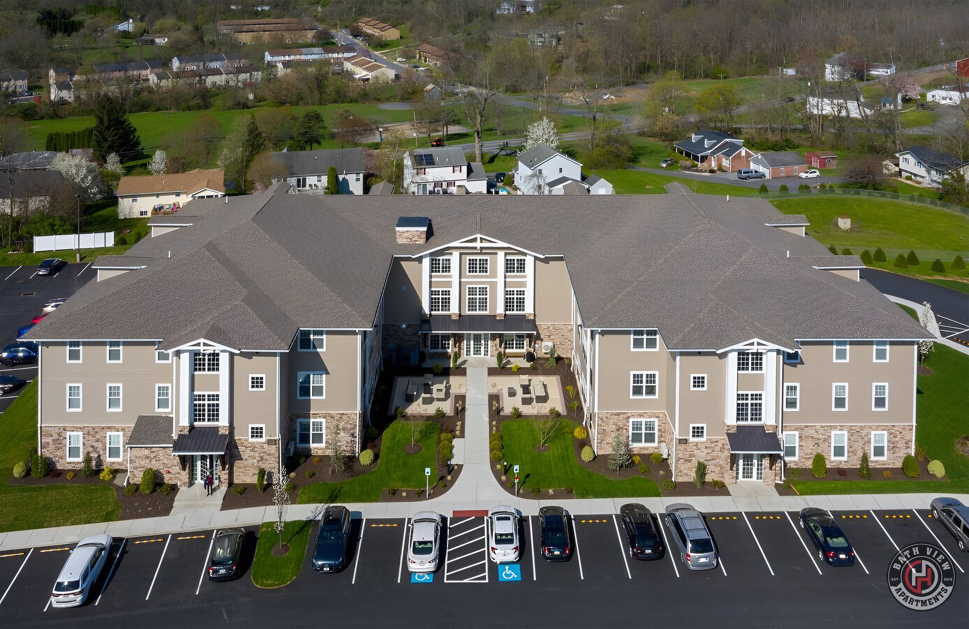 Luxury Apartments in Bath, PA HH Bath View Apartments