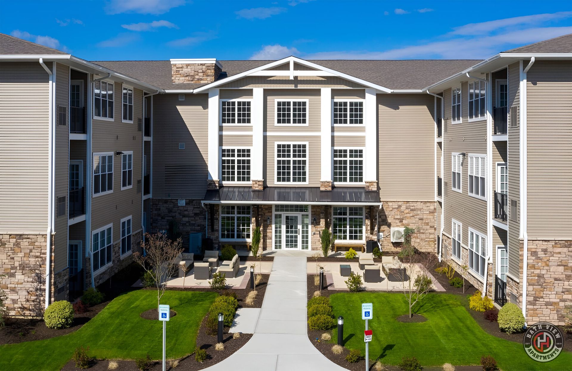 Luxury Apartments in Bath, PA HH Bath View Apartments