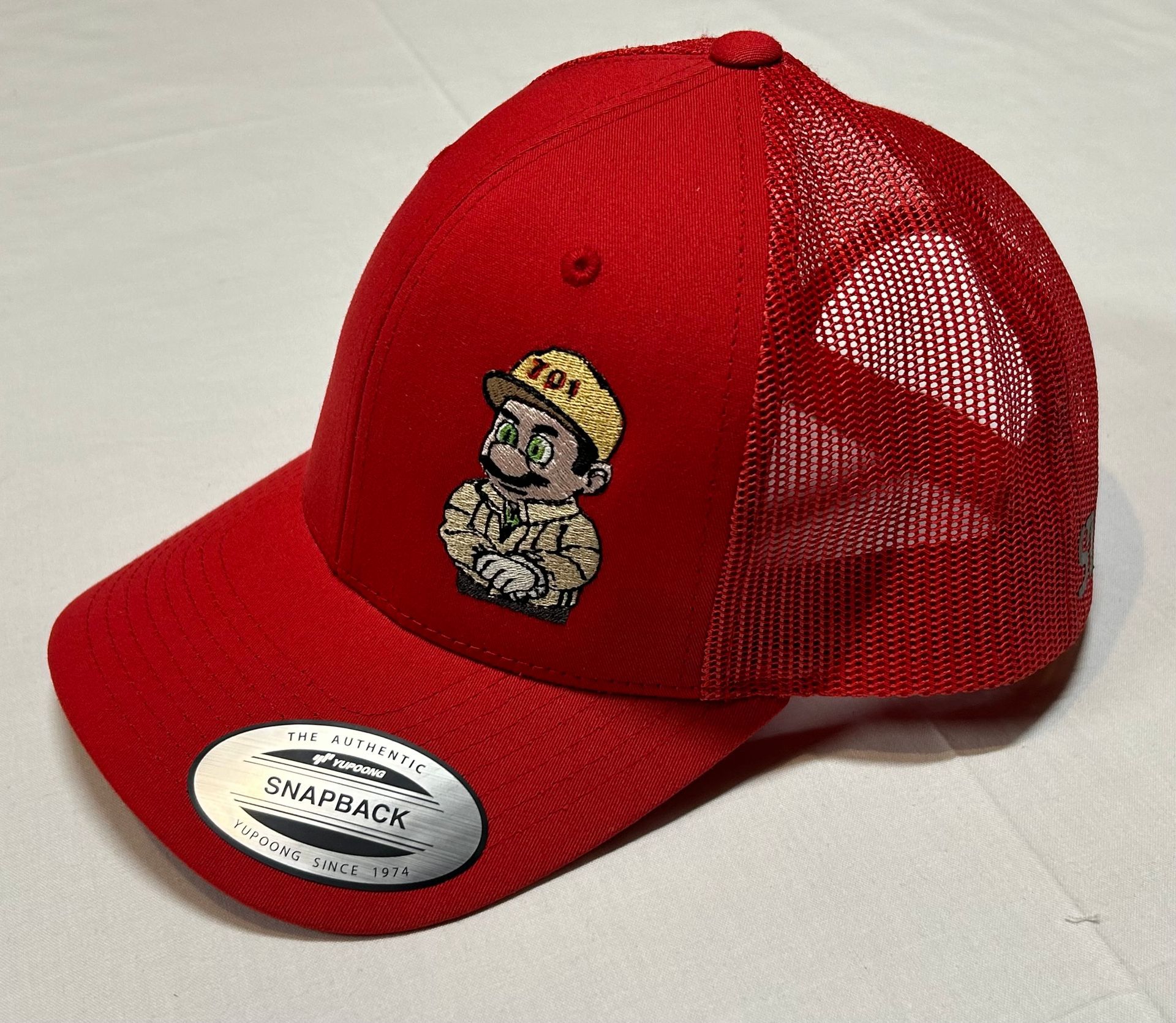 EMBROIDERY SUPERCHAPOS BROS RED HAT