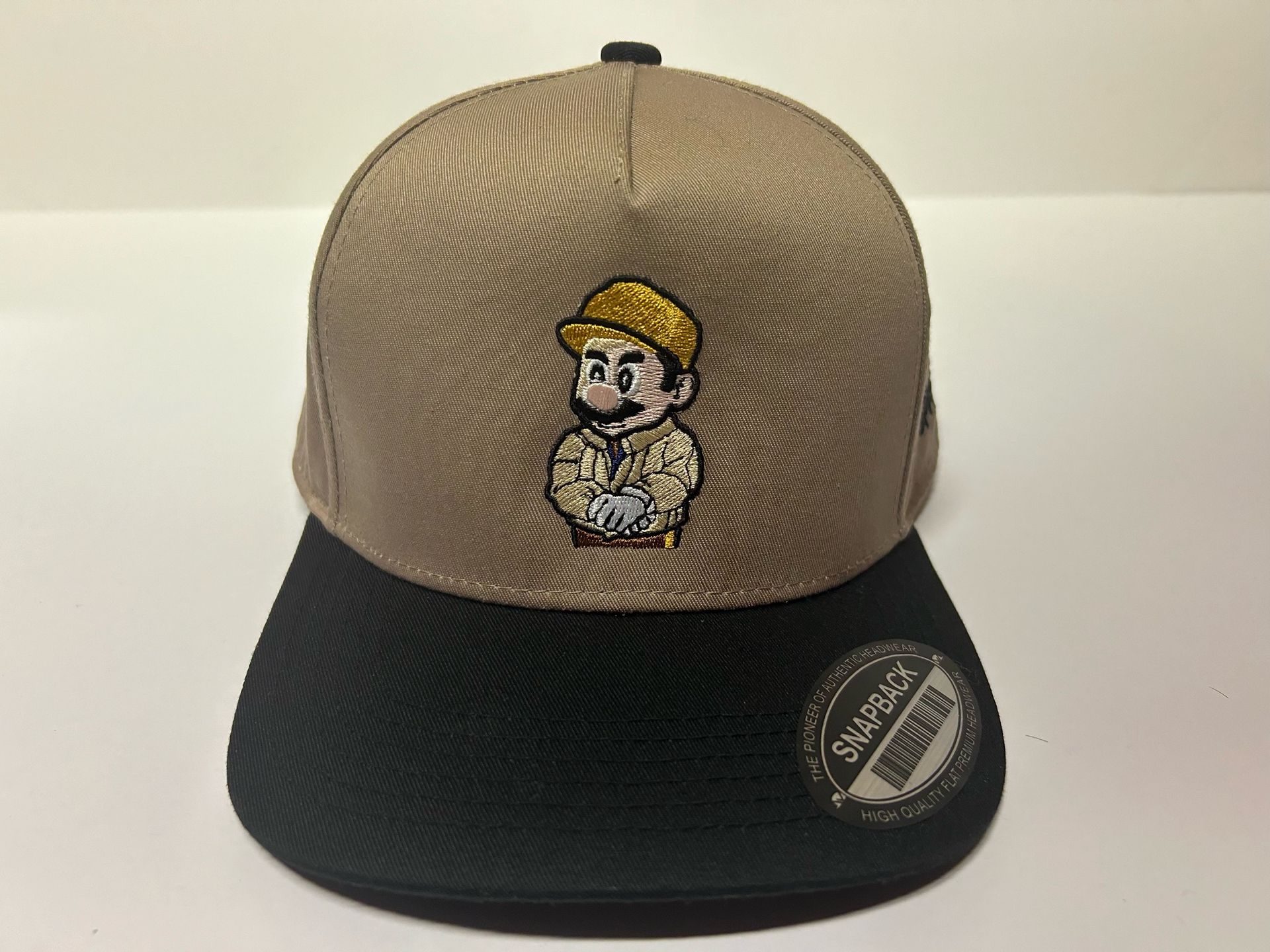TRAKAS HAT