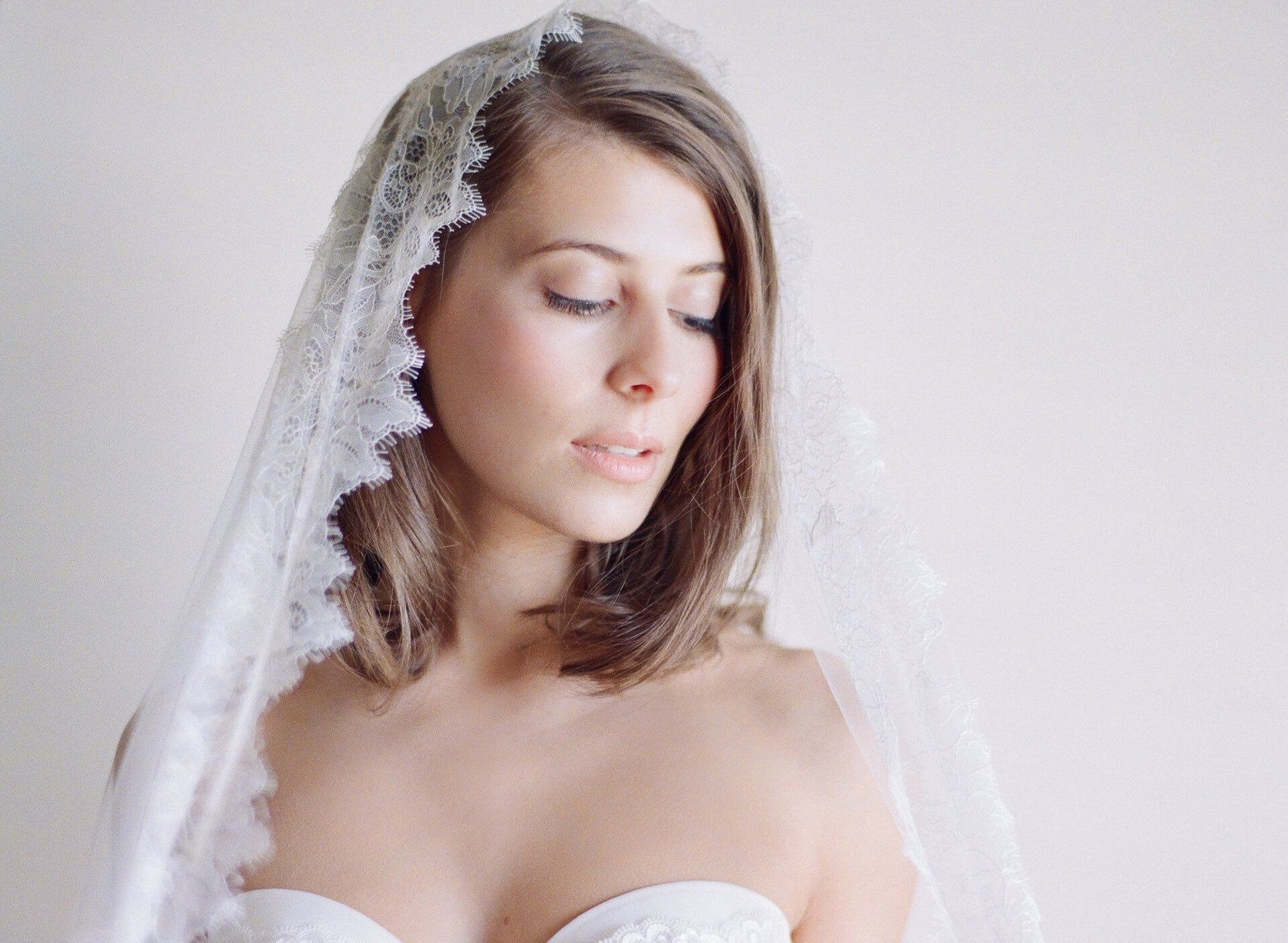 marianne roza hair and make up artist