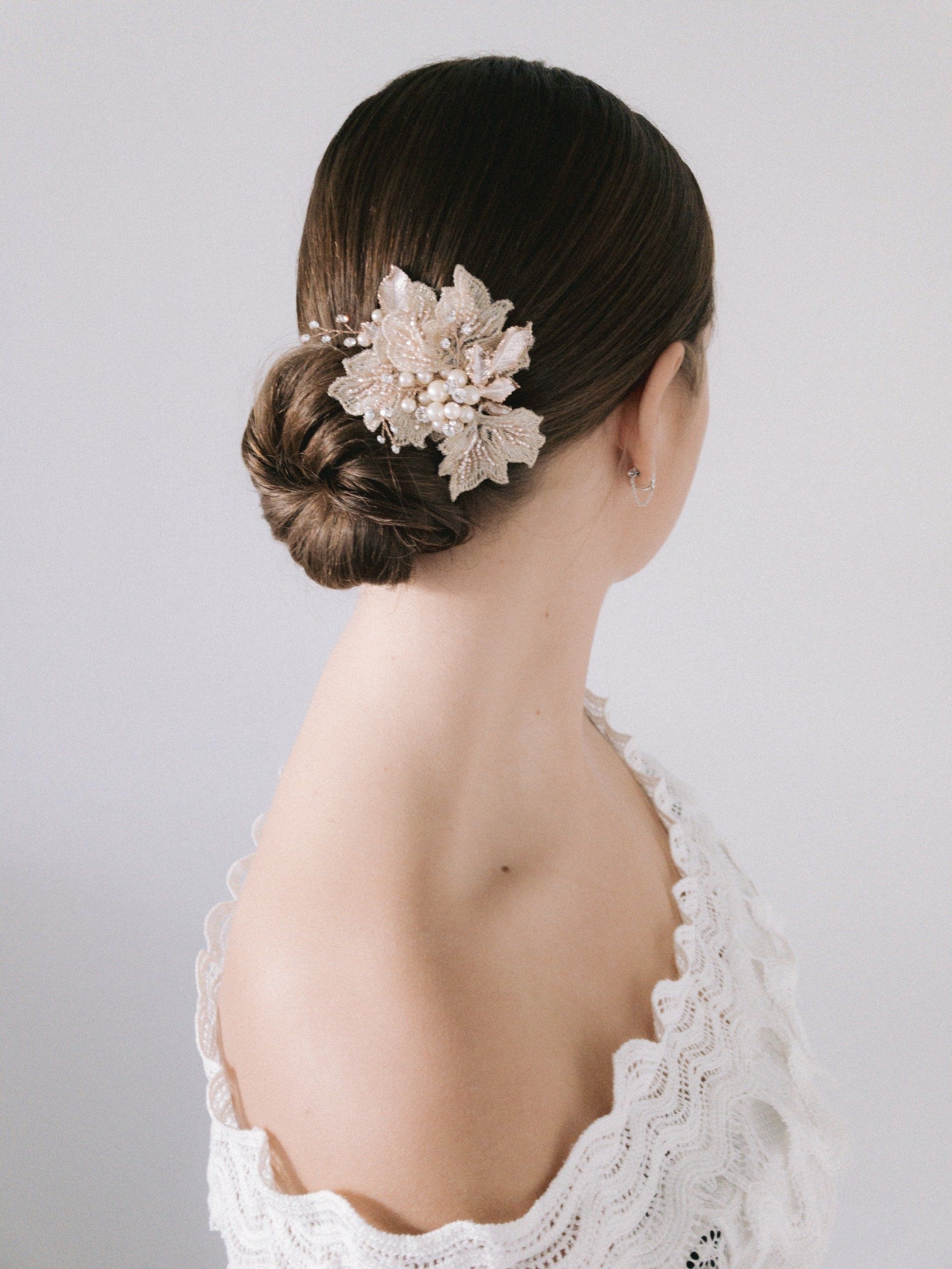 Sleek updo trends bruidskapsels en bruidsmake-up Marianne Roza