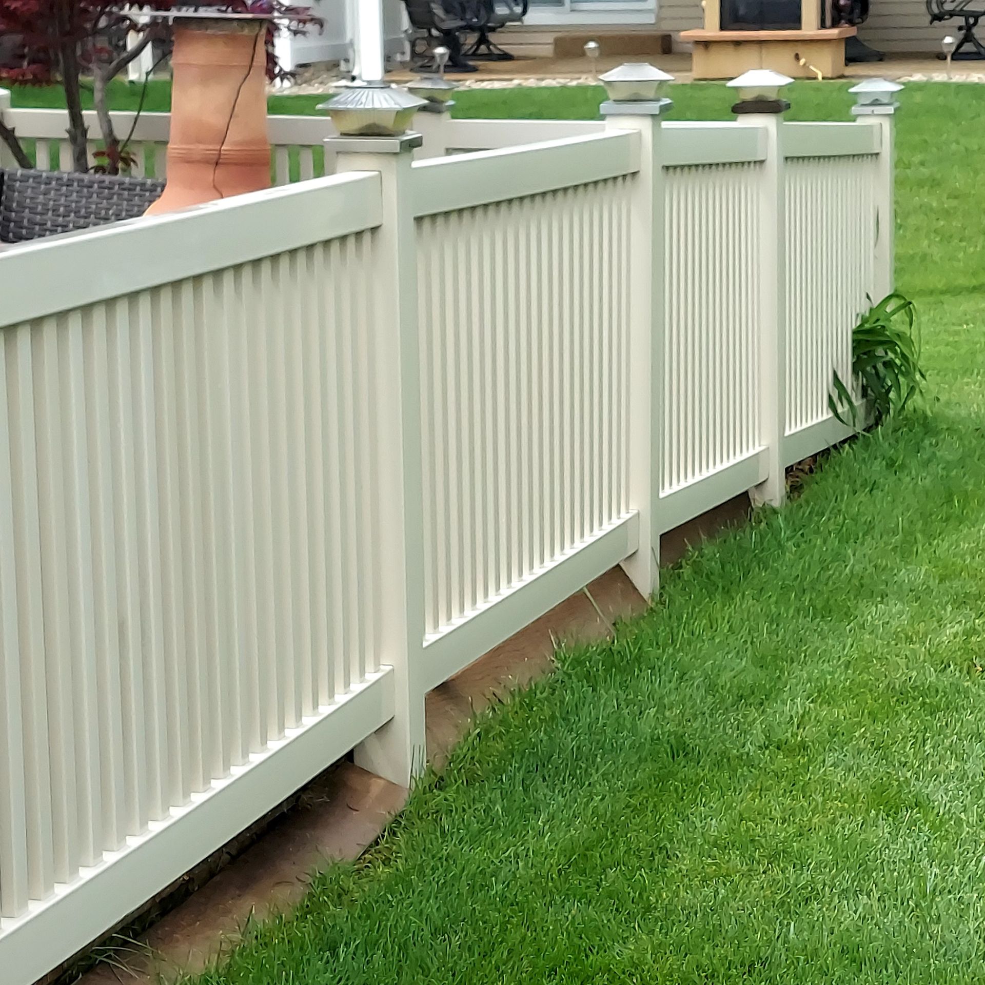 after: clean vinyl fence