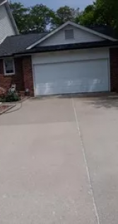 Clean concrete Driveway