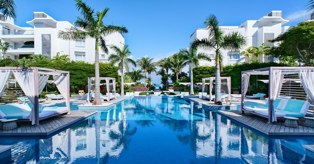 Wymara Resort + Villas infinity pool
