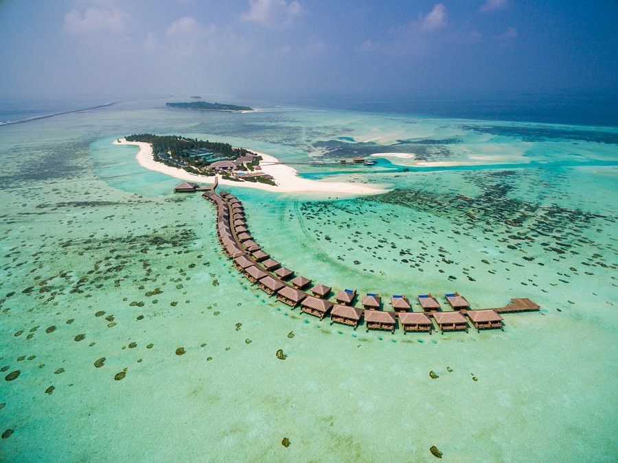 Maldives: The Luxury Benchmark You Can Access With Smart Timing