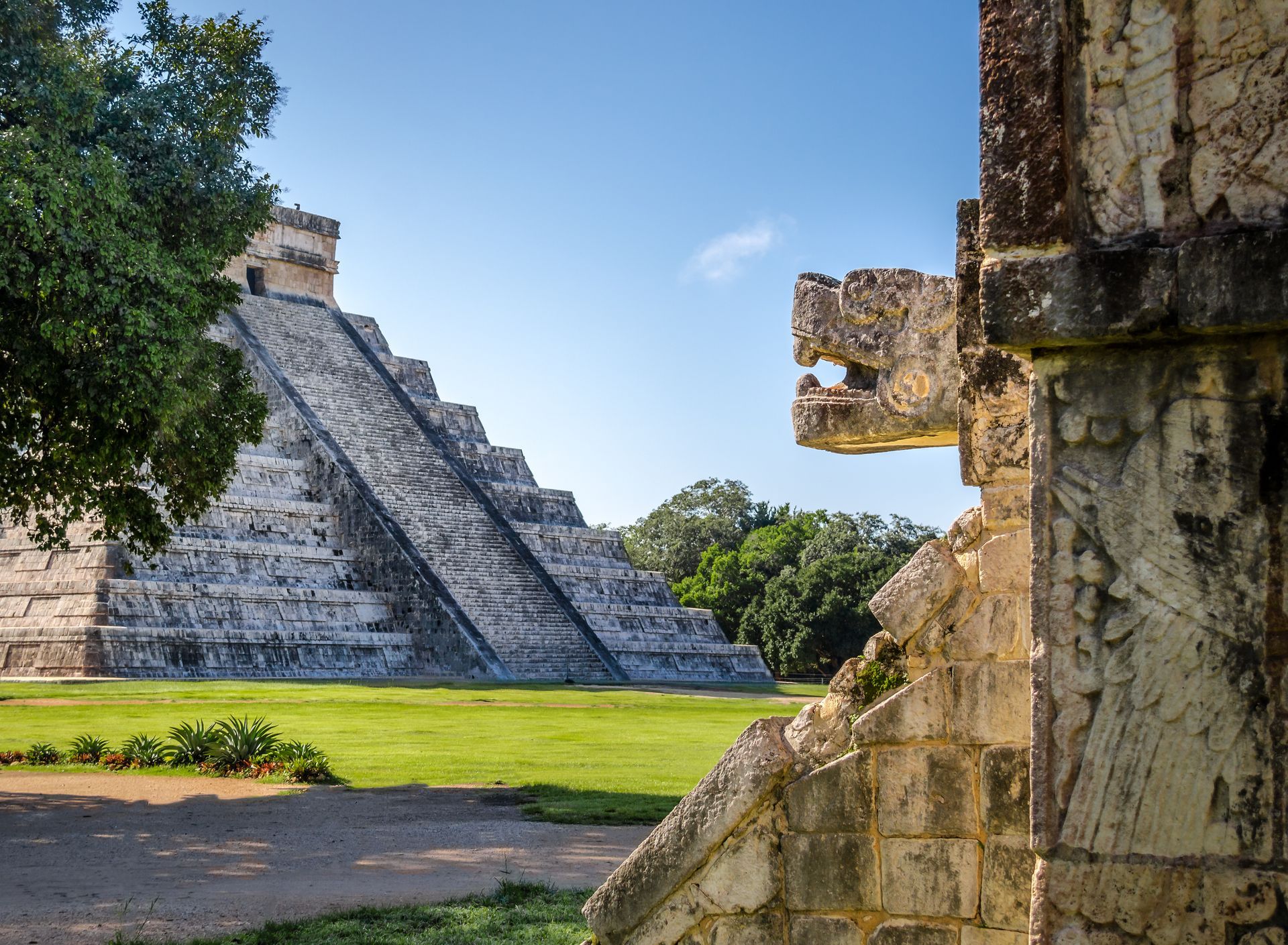 Yucatán: Maya Cities, Colonial Towns and Regional Cuisine