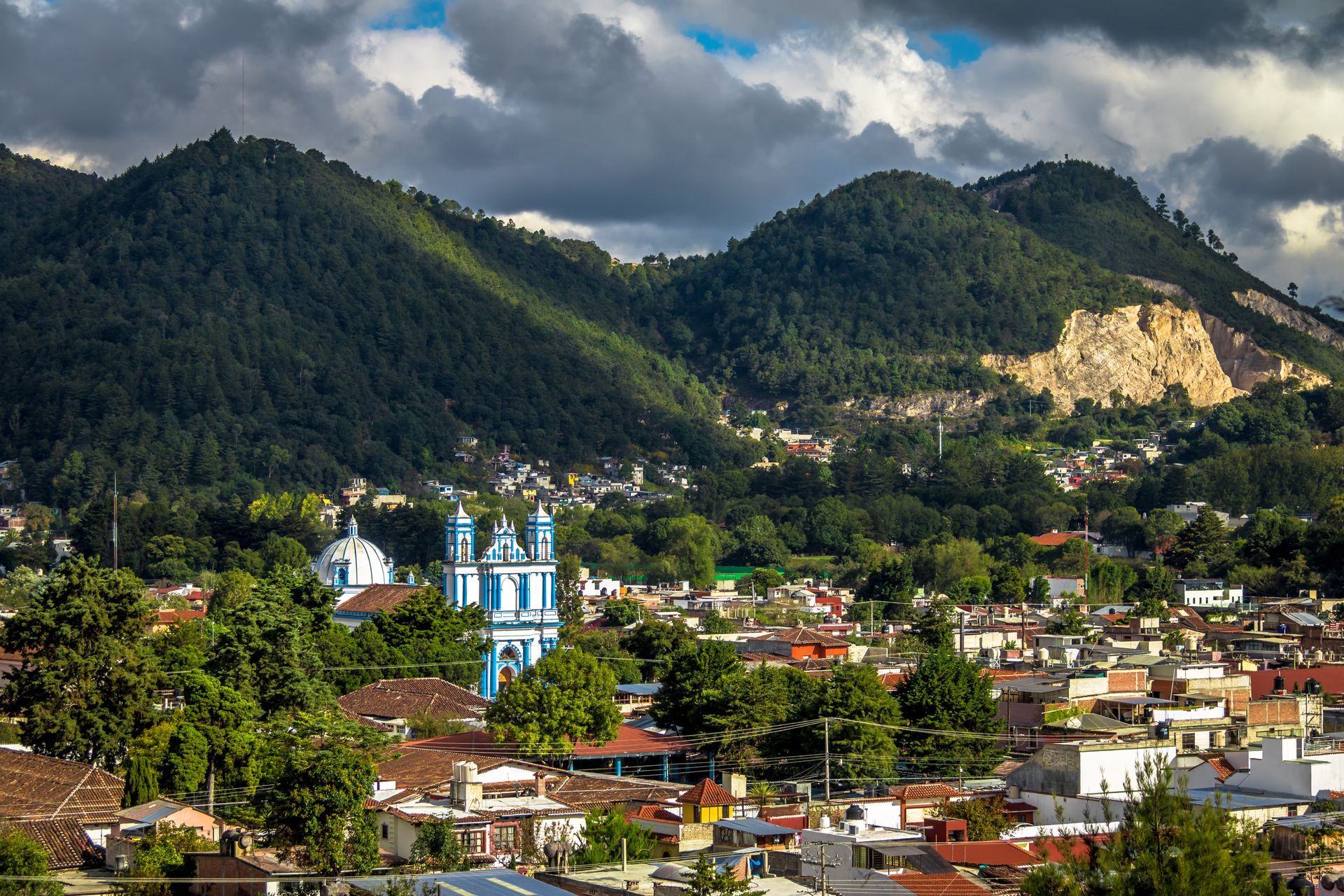 Chiapas: Jungle Ruins and Indigenous Highland Culture