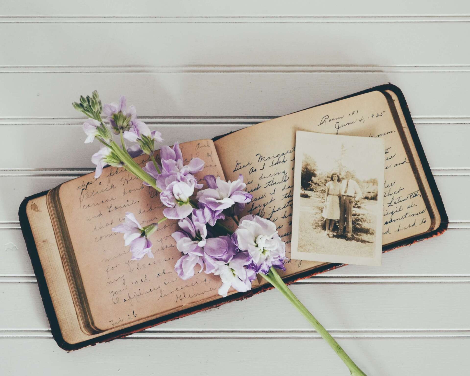 Planning Memorial Stationery