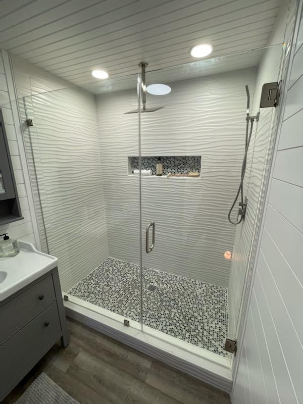 Shower & Mirror Services Upstate Shower Door & Glass Spartanburg, South Carolina