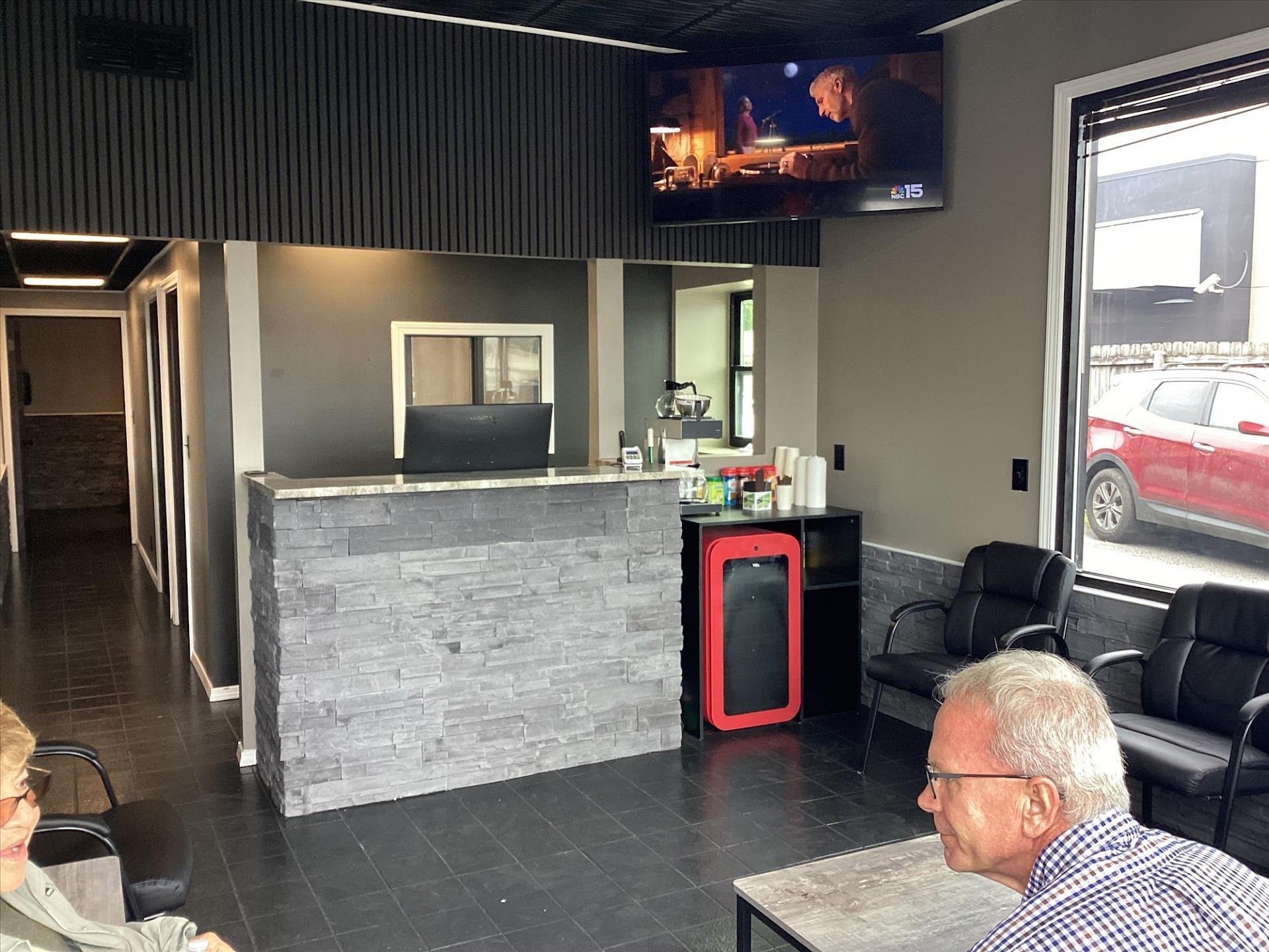 Customer Service Counter Inside The Auto Repair Shop | Coastal Autoxpress