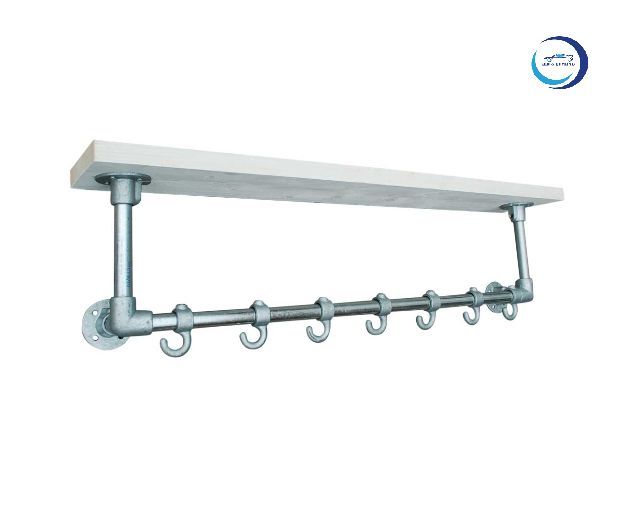 Kapstok stalenbuis met haken en hout plank