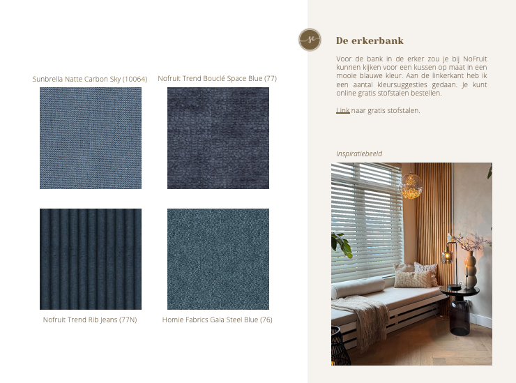 Pagina met stofstalen (blauwe tinten) en een vensterbank in een goed verlichte kamer.