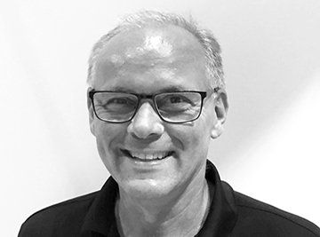 Steen Brogaard Larsen, salg og bestyrelse