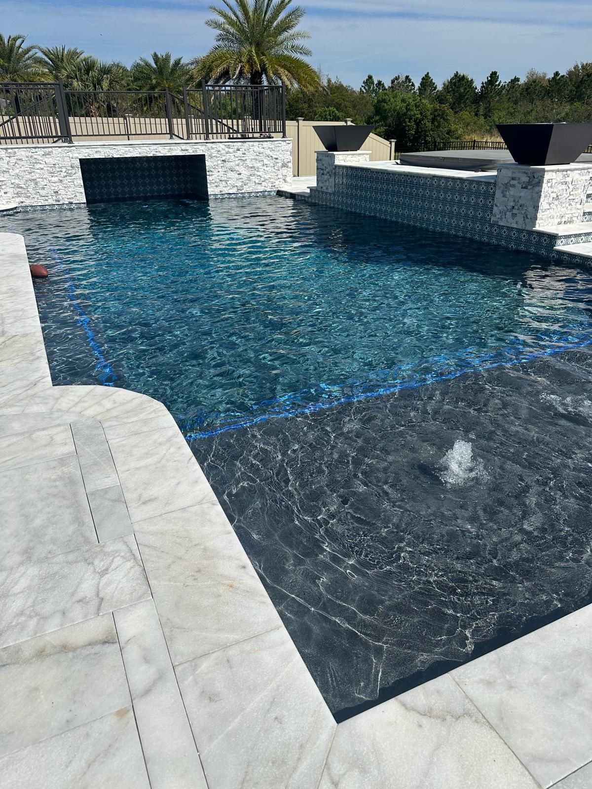 WetEdge+Luna+Quartz+Madagascar+Finish.