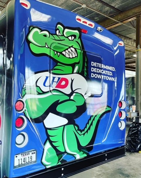 Painted Bus With Crocodile — Maumelle, AR — Sticky Logistics Painted Bus With Crocodile — Maumelle, AR — Sticky Logistics