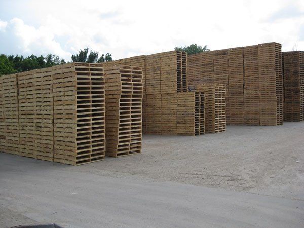 Custom Pallets | Houston, TX | Cougar Pallet Inc