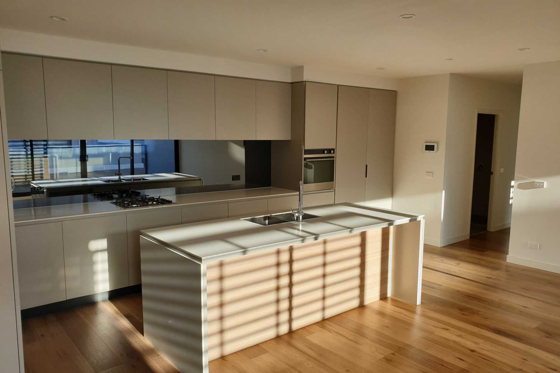 Glass Splashbacks — Traralgon, VIC — Latrobe Valley Glass