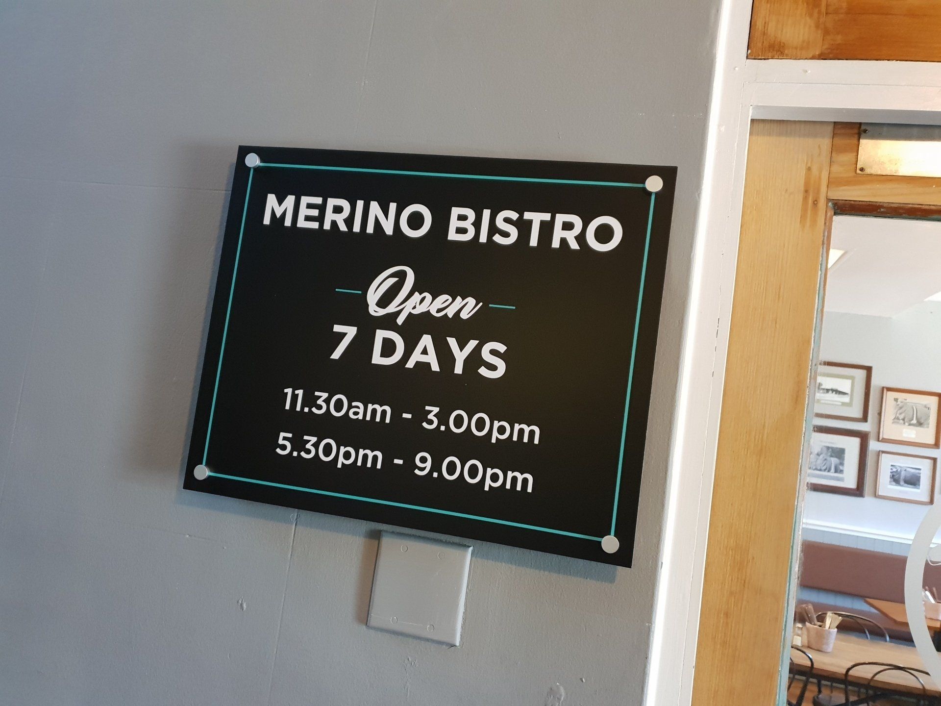 Merino Bistro signage