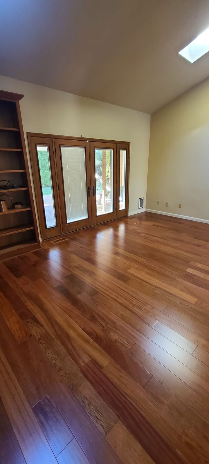 Living room after Crestwood flooring installation.