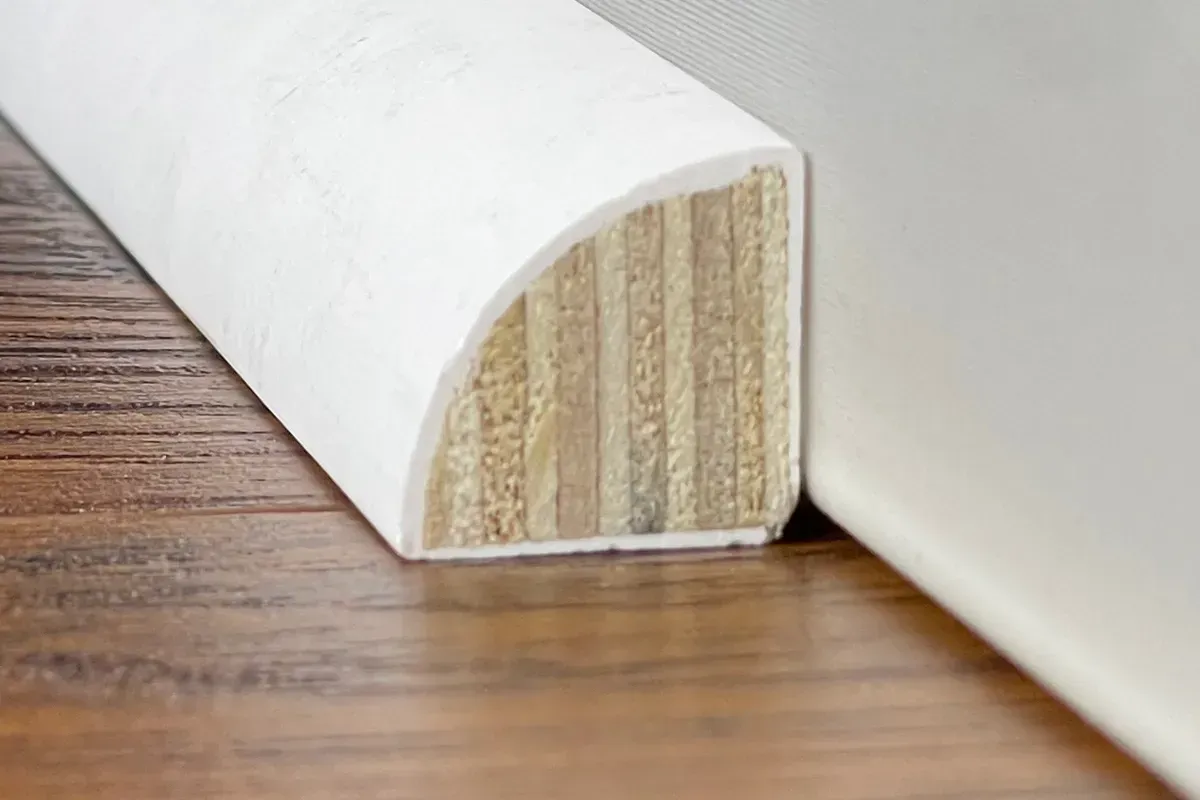Quarter-round molding.