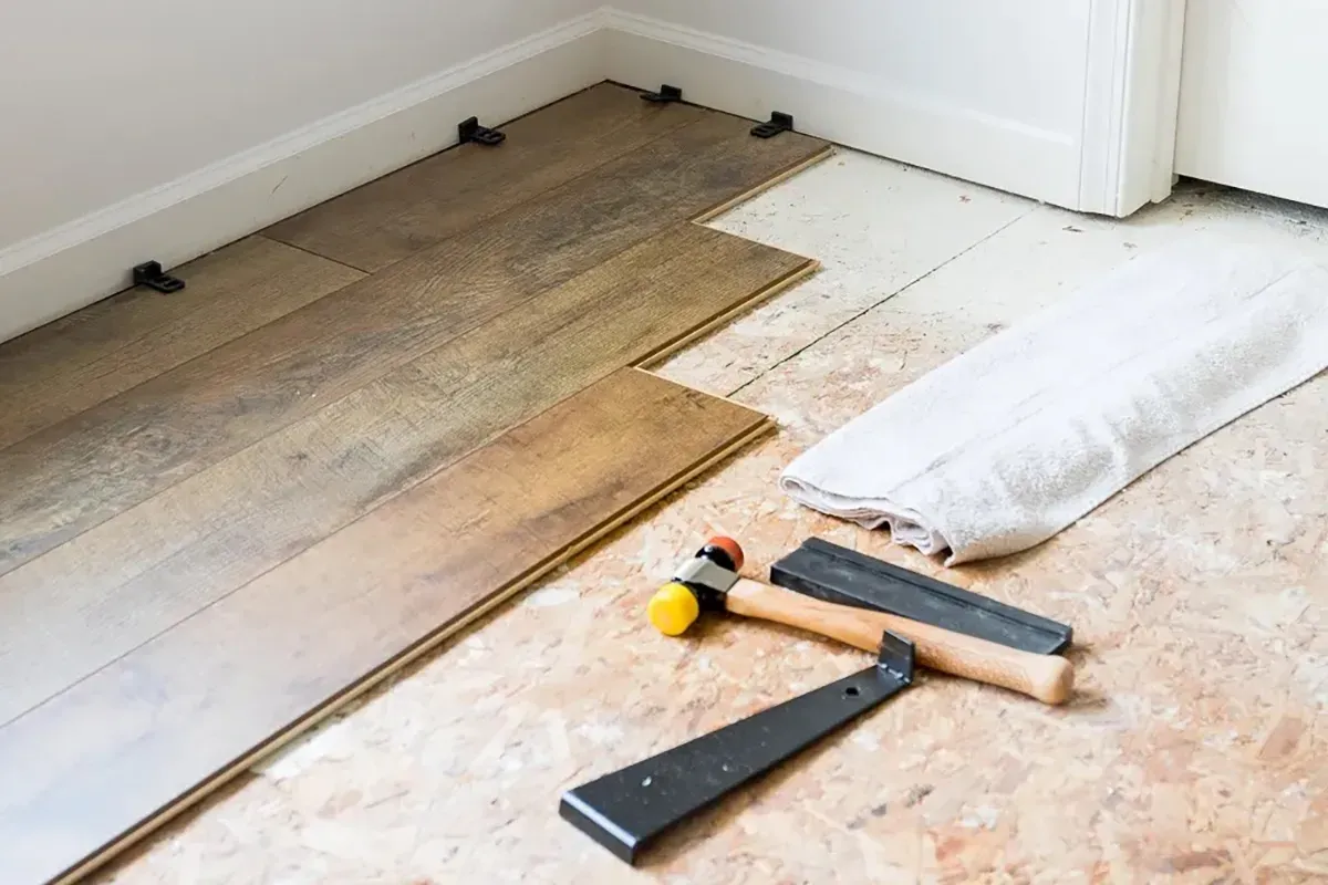 How to stagger vinyl plank flooring.