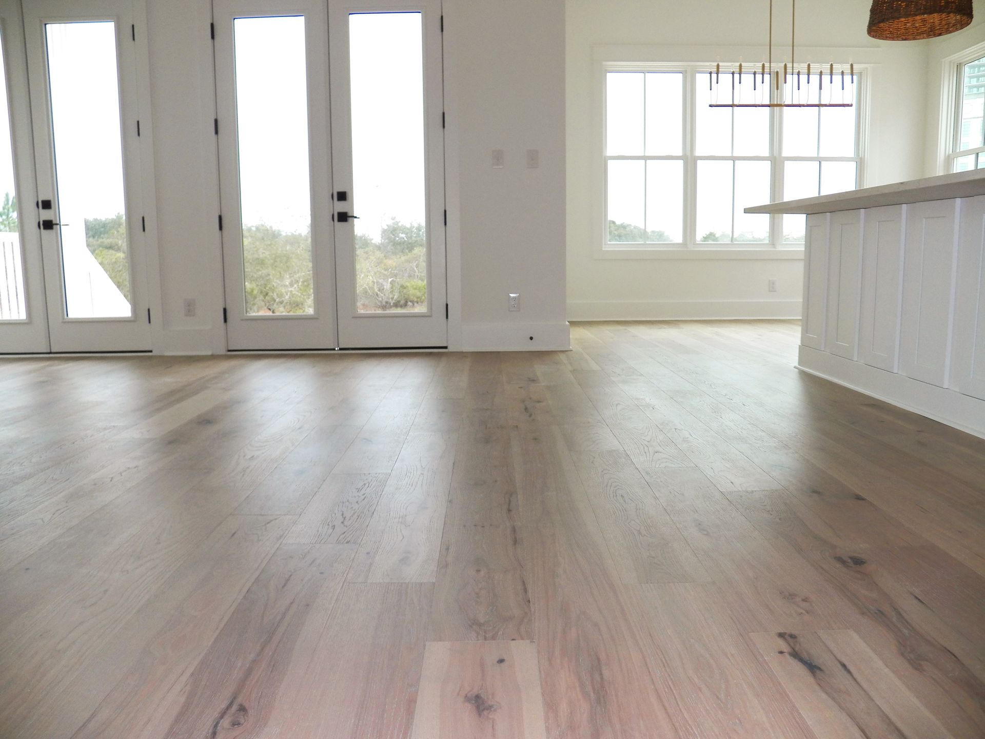 LAMINATE