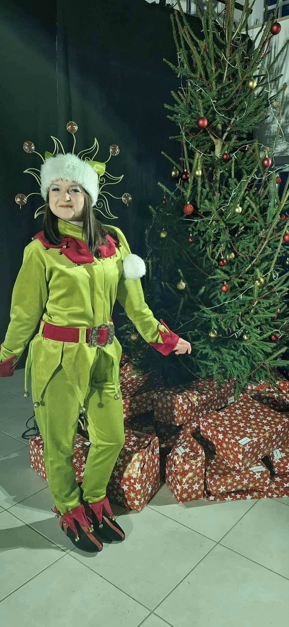 La troupe de Viva Show Noël sur scène