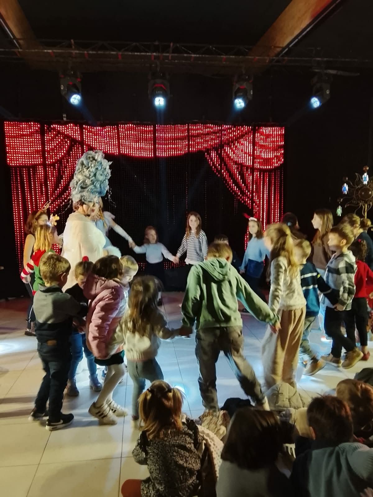 Final du spectacle Viva Show Noël