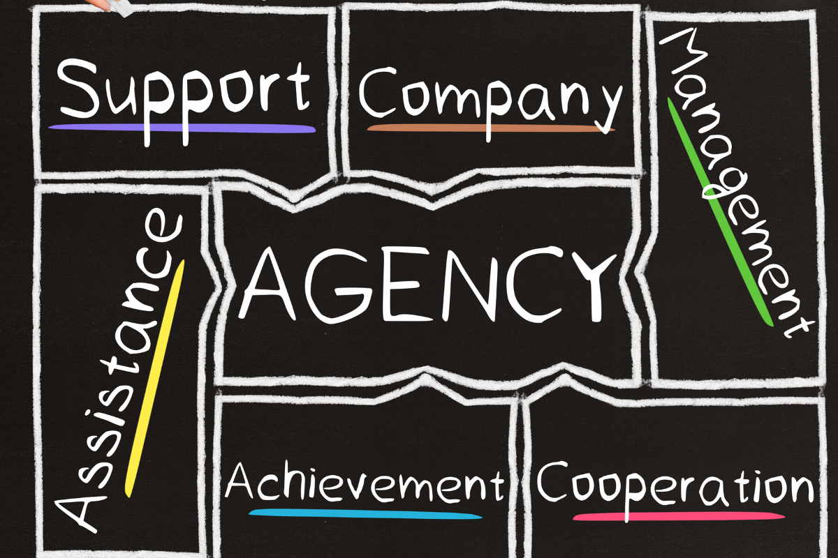 An illustration showcasing the benefits of partnering with email marketing agencies, highlighting their expertise in crafting targeted campaigns, improving customer engagement, and boosting overall marketing performance.