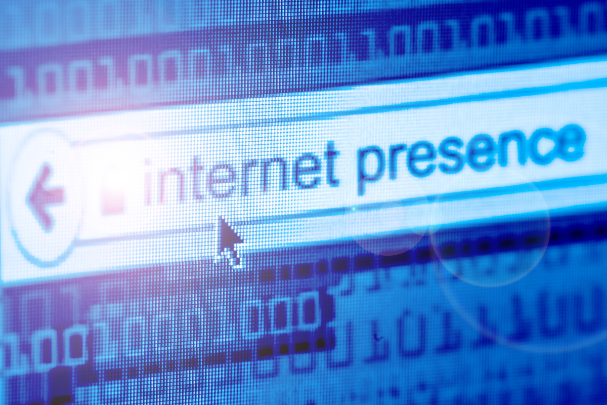A mouse pointer hovering over the phrase 'Internet Presence,' symbolizing how Visio SEO strengthens your online presence.
