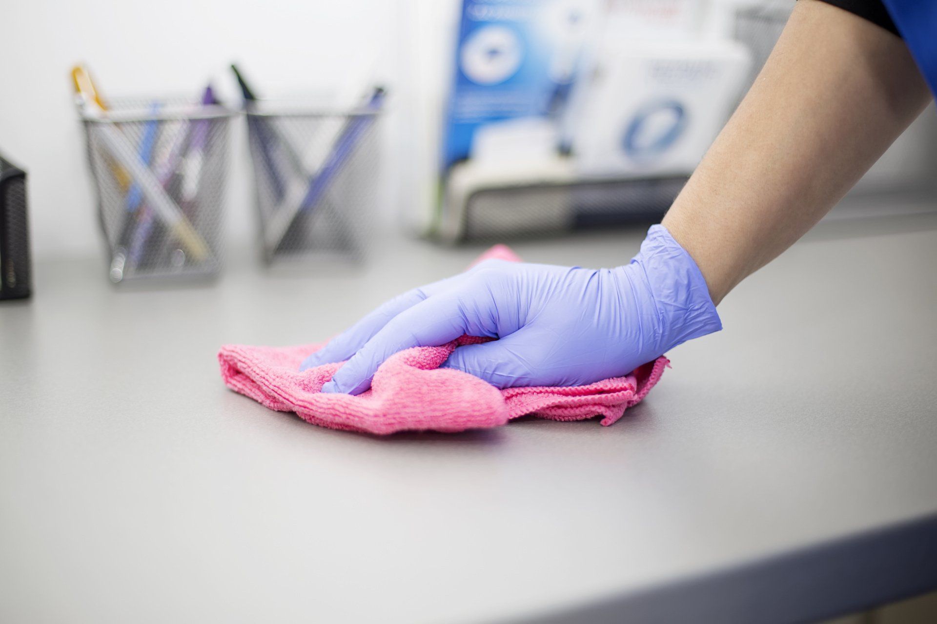 keeping your desk clean