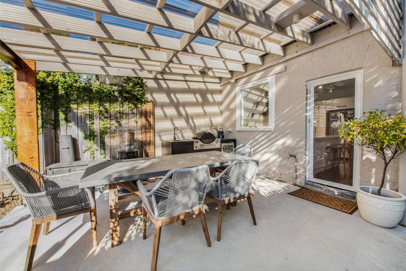 Deck, pergola, and verandah builds