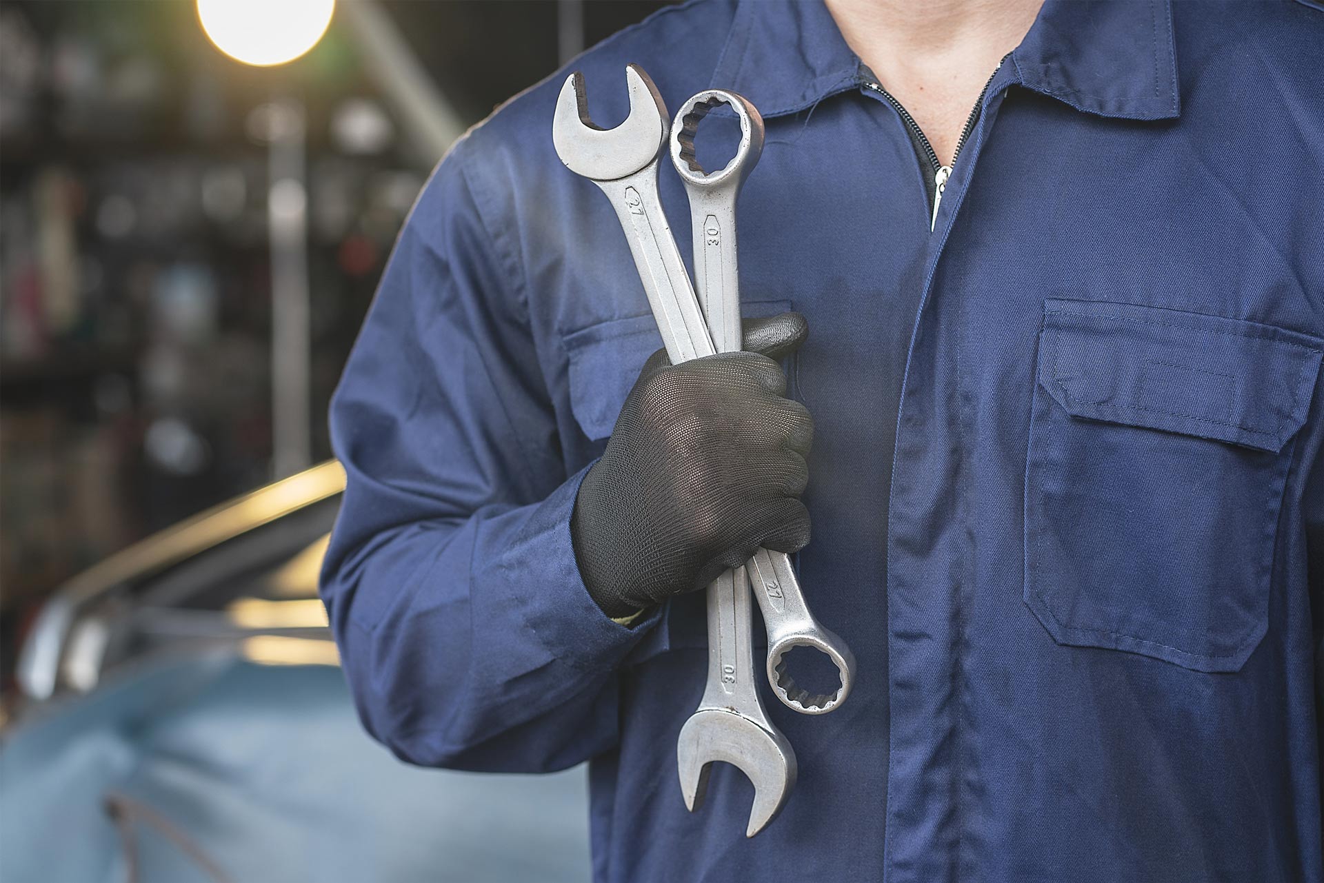 Truck Driver Daily Checking the Semi-Truck Trailer | Yatala, Qld | Southside Fleet Maintenance