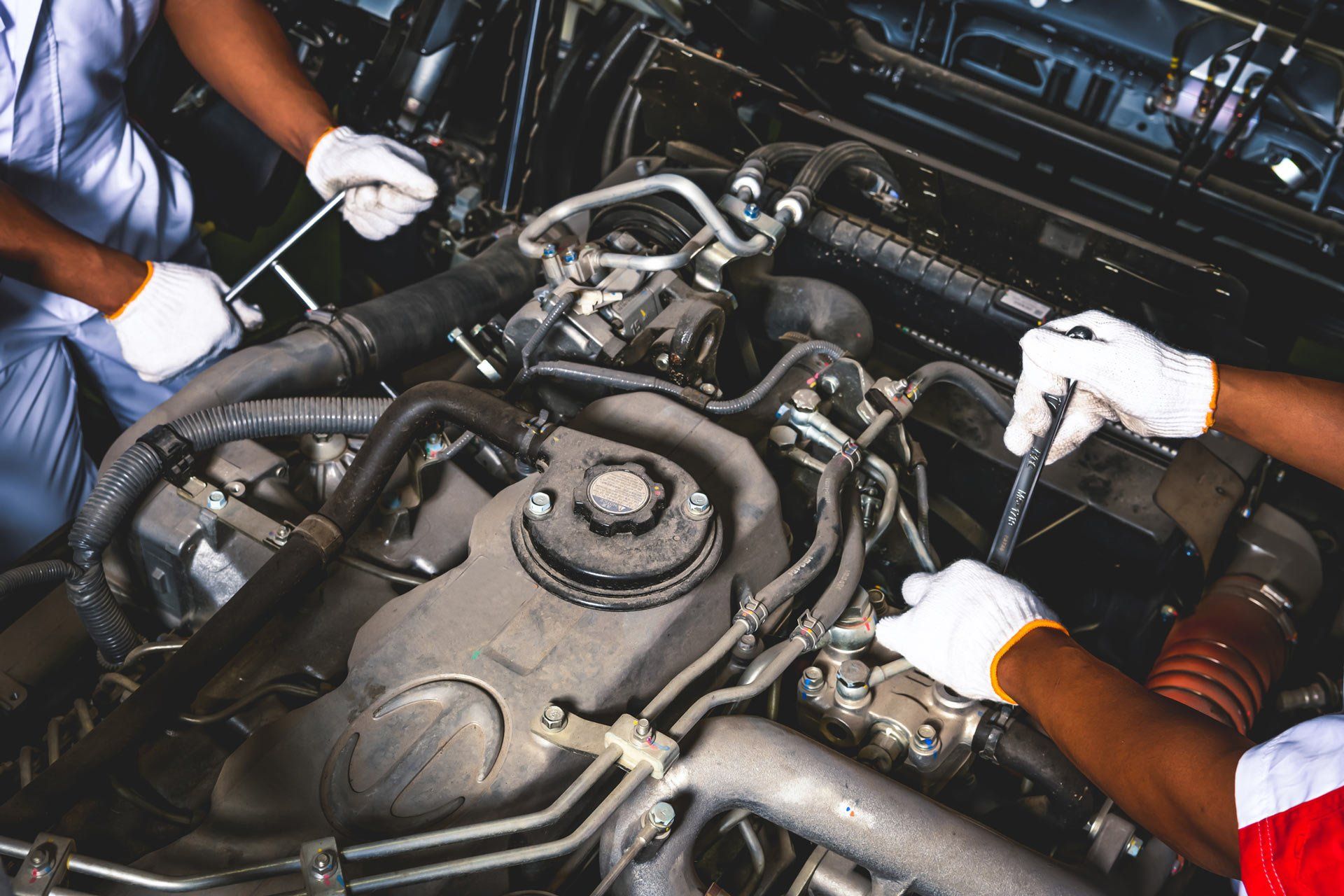 The Mechanical Service Team for Repair Fix Engine Truck | Yatala, Qld | Southside Fleet Maintenance