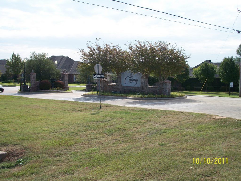 The Colony Entrance - Bossier City, LA - Raley and Associates Inc