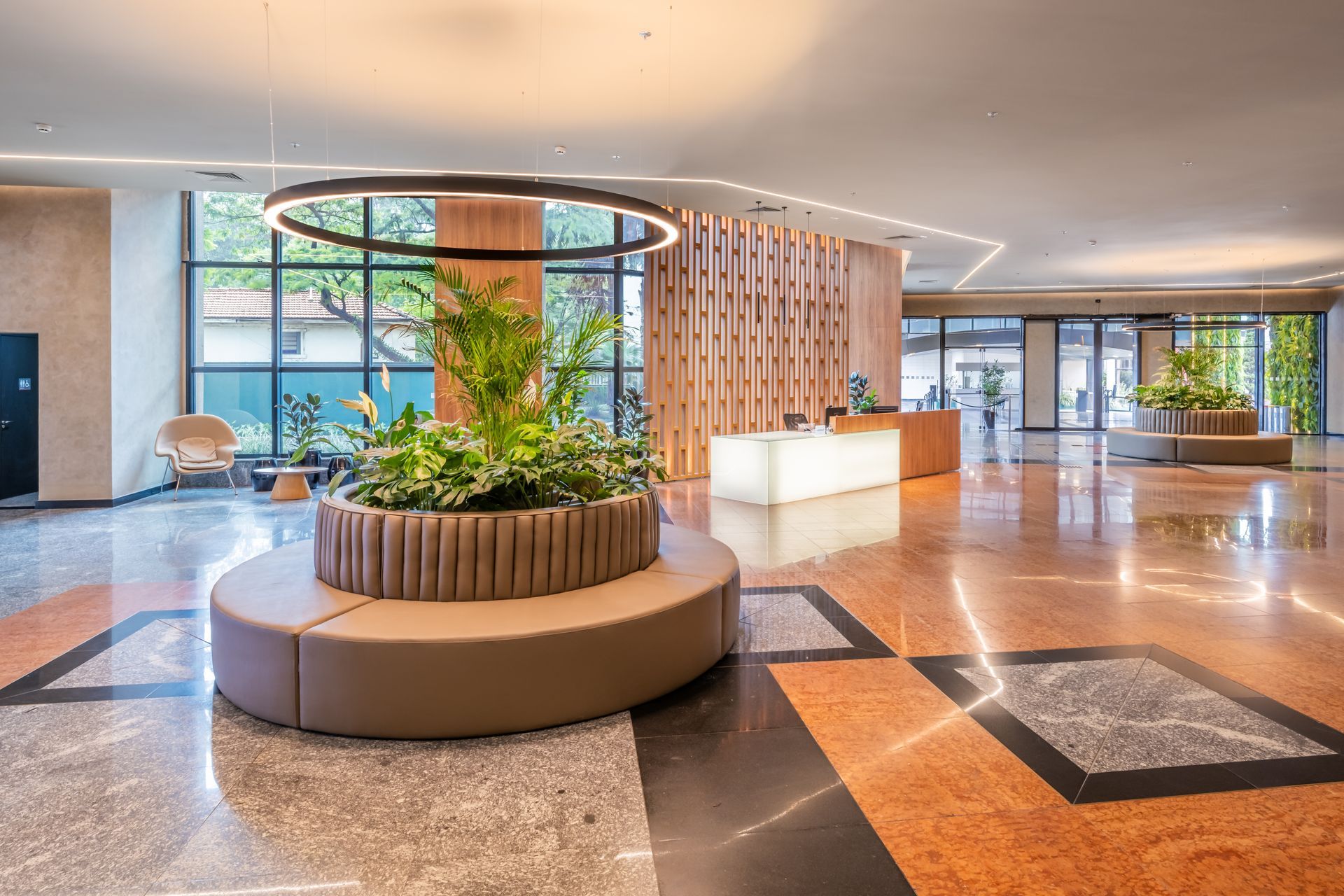 Ed. Company Plaza Hall