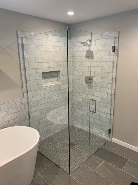 Shower Area — Kalamazoo, MI — J&J Glass Shower Area — Kalamazoo, MI — J&J Glass